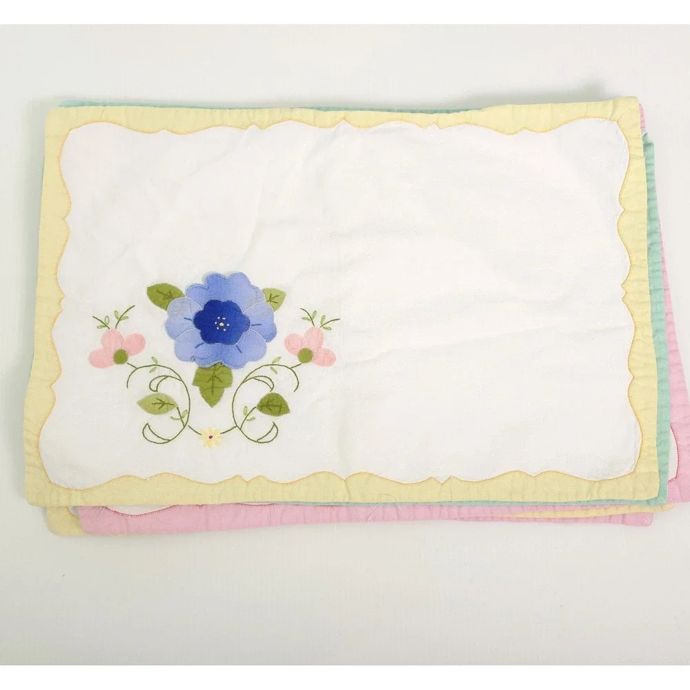 6 Vintage Fabric Placemats Applique Flowers Rectangle Place Mat Pastel